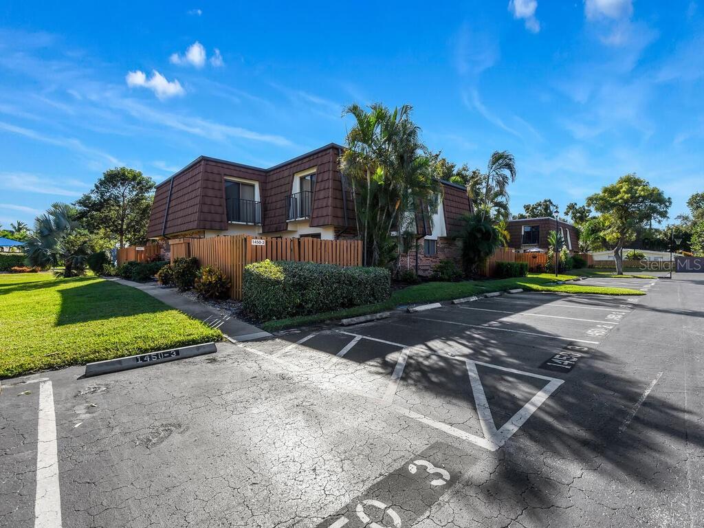 HAMLET PH 01 - Residential