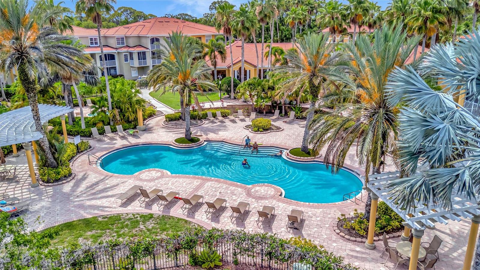 LAS PALMAS OF SARASOTA - Residential