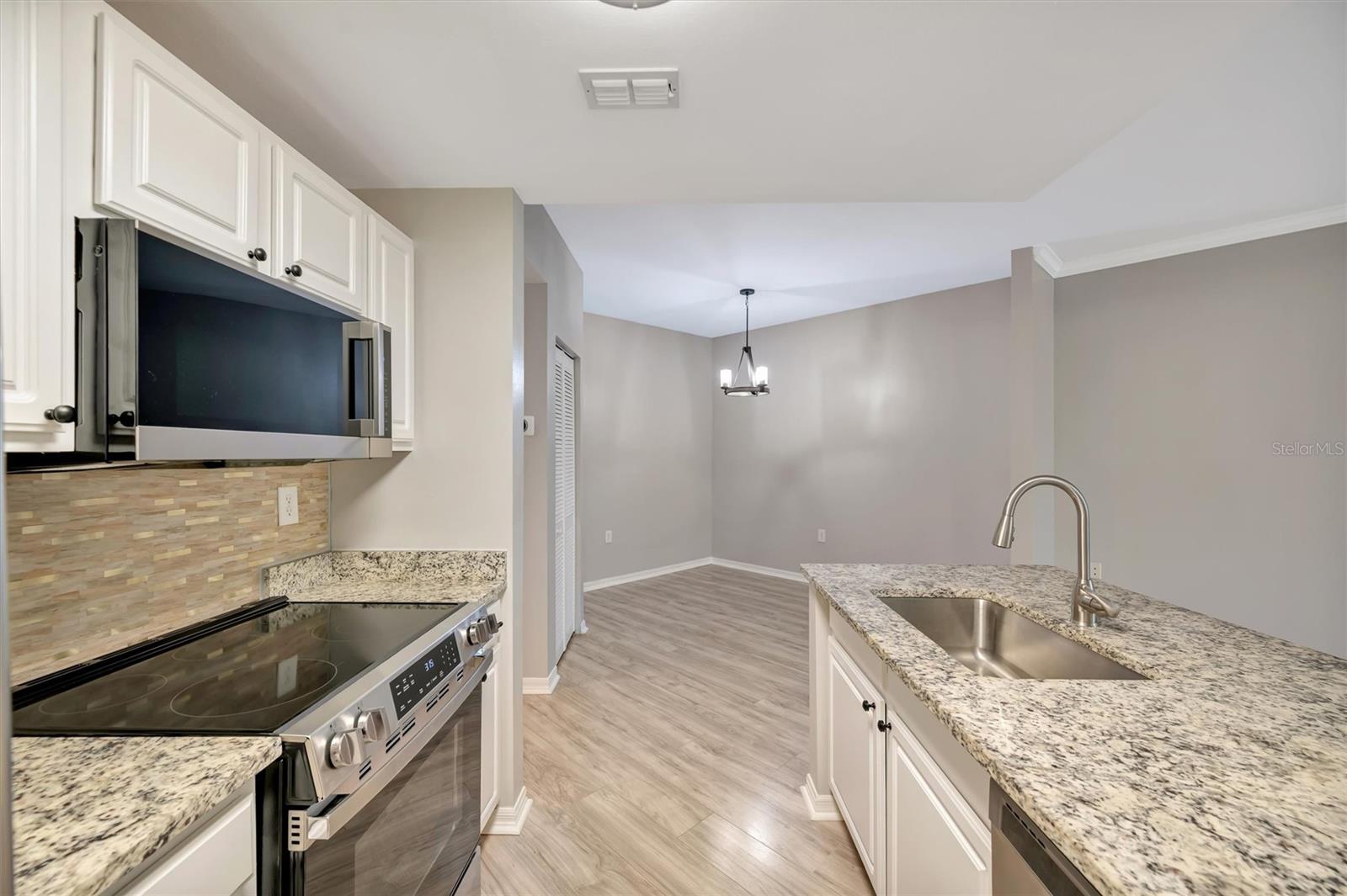 LAS PALMAS OF SARASOTA - Residential
