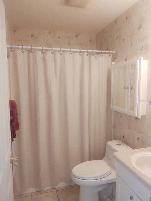 Tiny photo for 5655 Marion County Road, Lady Lake, FL 32159 (MLS # O6363328)