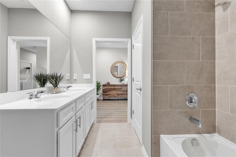 Tiny photo for 5840 Cliffbow Loop, Leesburg, FL 34748 (MLS # O6412617)