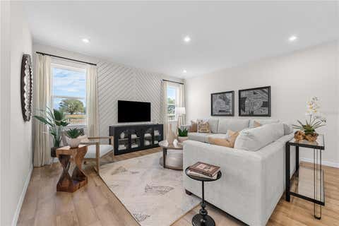Tiny photo for 5840 Cliffbow Loop, Leesburg, FL 34748 (MLS # O6412617)