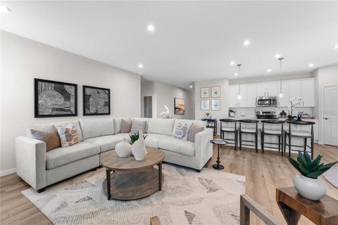 Tiny photo for 5840 Cliffbow Loop, Leesburg, FL 34748 (MLS # O6412617)