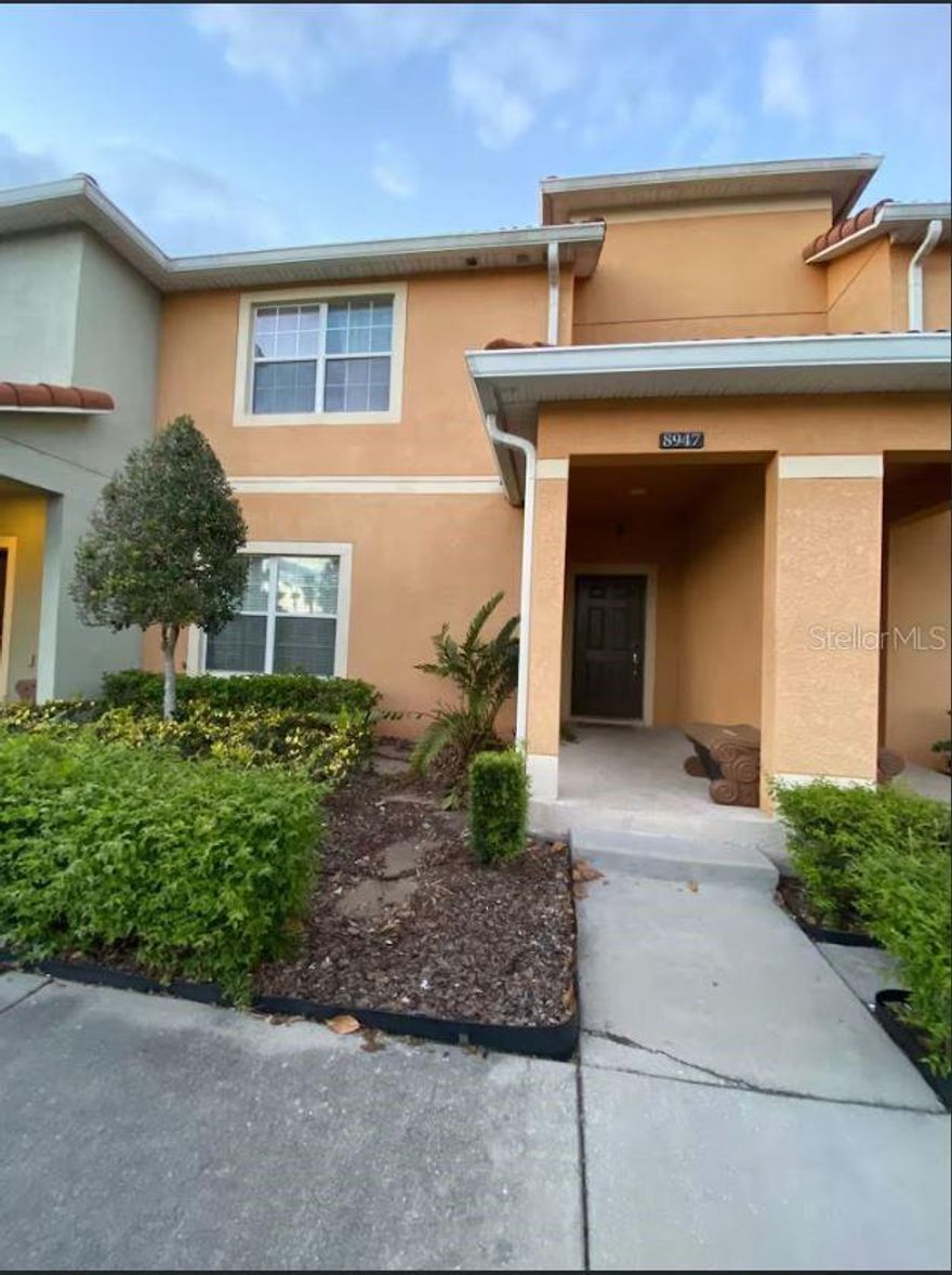 Beautiful 4-bedroom, 3-bath townhouse featuring a private pool and an open-concept floor plan. The kitchen and bathrooms, elegant granite countertops, creating a modern and inviting space. Conveniently located walking distance to the clubhouse, this home is ideal for family. The resort-style community amenities include a clubhouse with pool and spa, game room, fitness center, movie theater, tennis and basketball courts, and a playground.