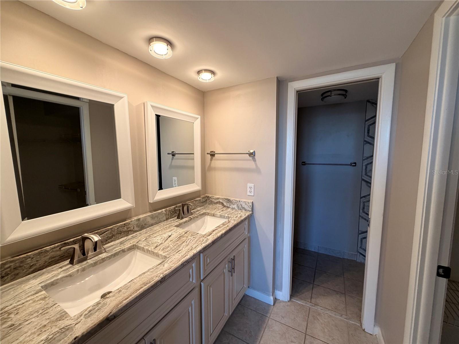 COVE CAY 26-14 VILLAGE I - Residential