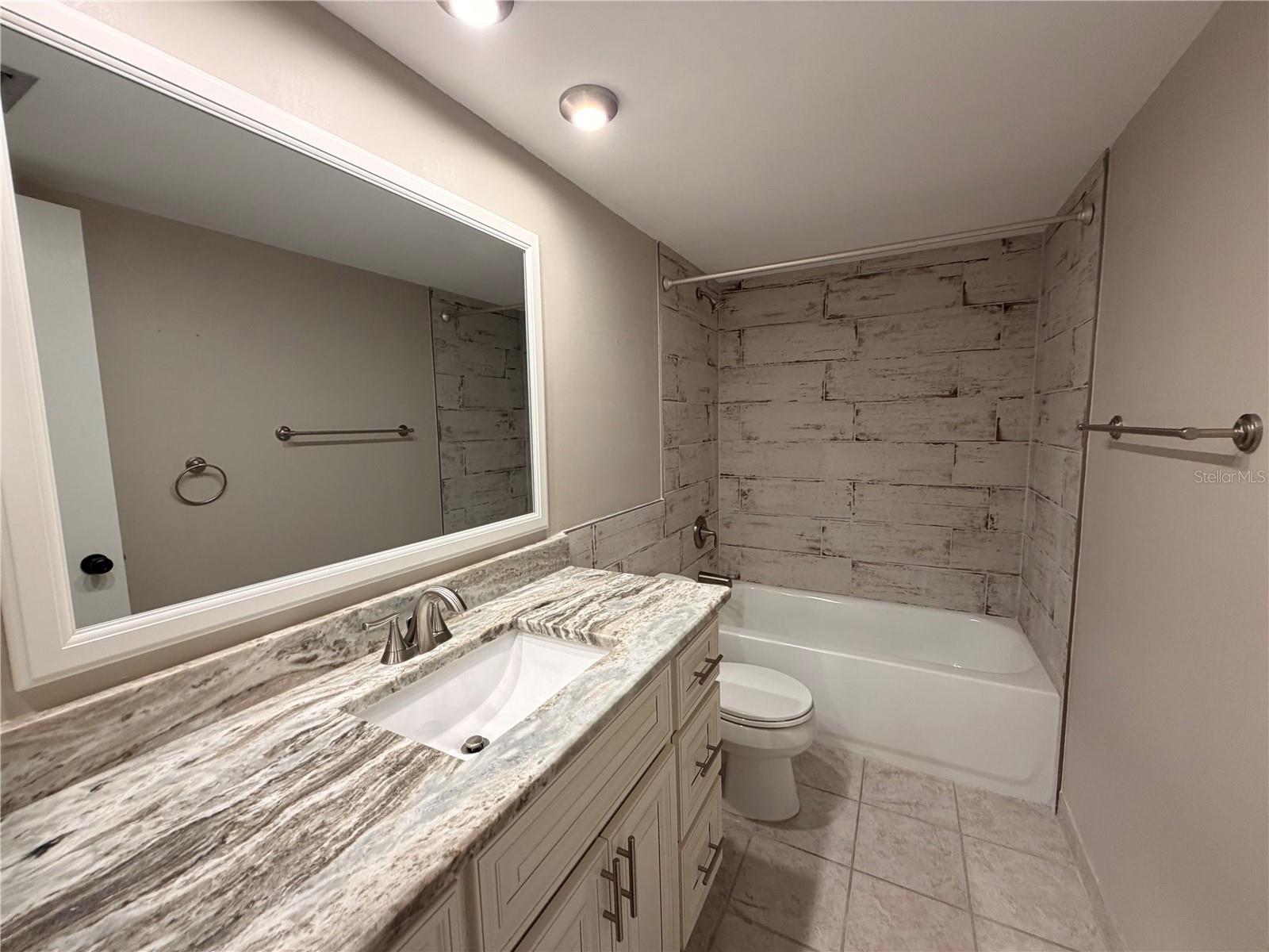 COVE CAY 26-14 VILLAGE I - Residential