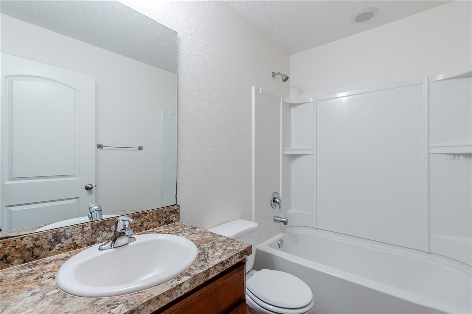 TAVARES CHELSEA OAKS SOUTH - Residential