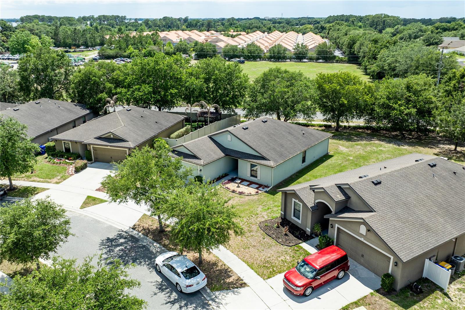 TAVARES CHELSEA OAKS SOUTH - Residential