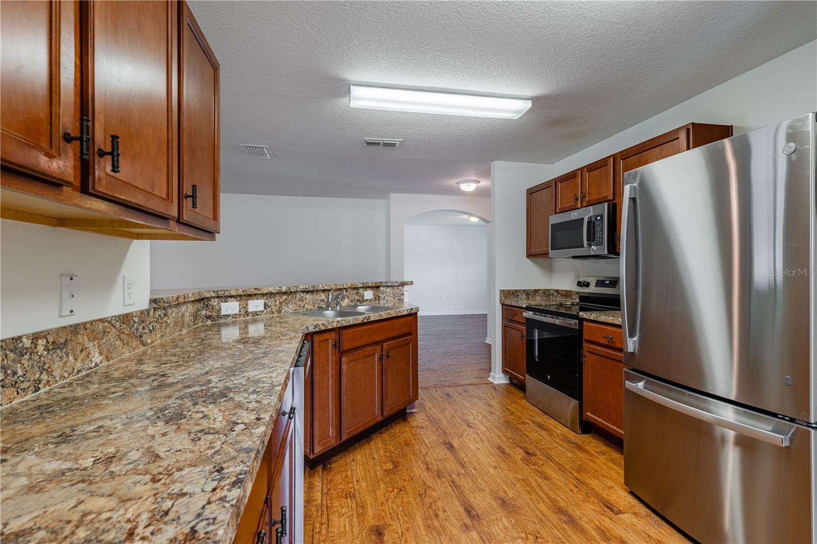 TAVARES CHELSEA OAKS SOUTH - Residential