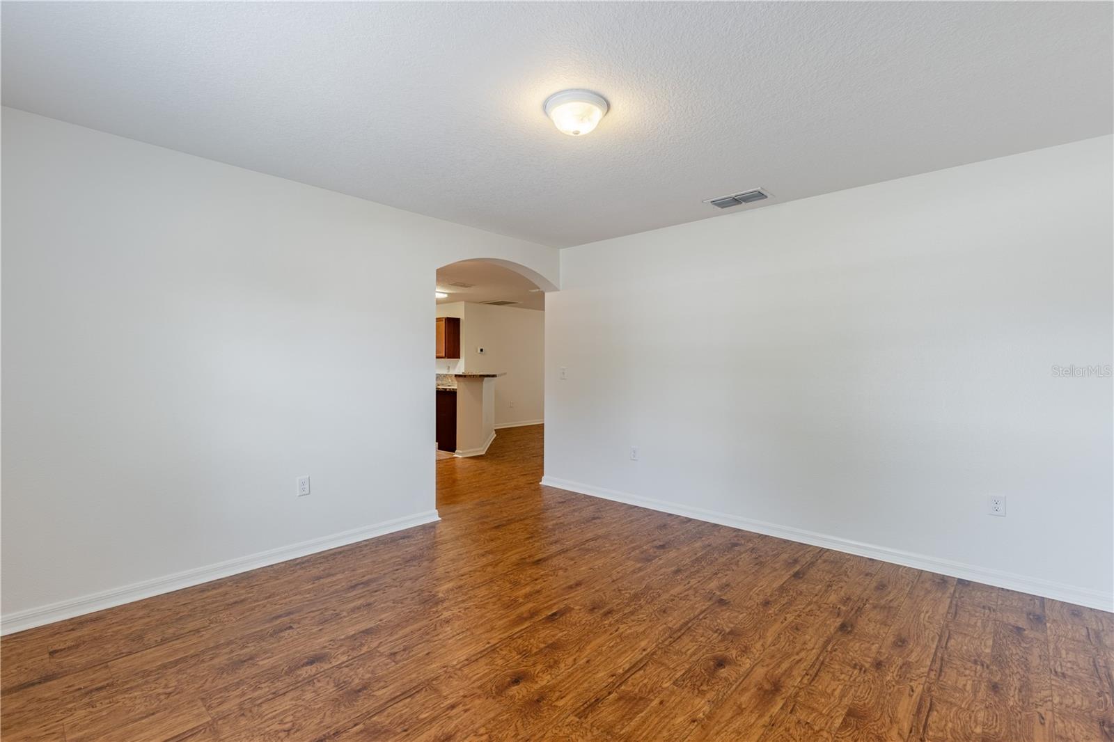 TAVARES CHELSEA OAKS SOUTH - Residential
