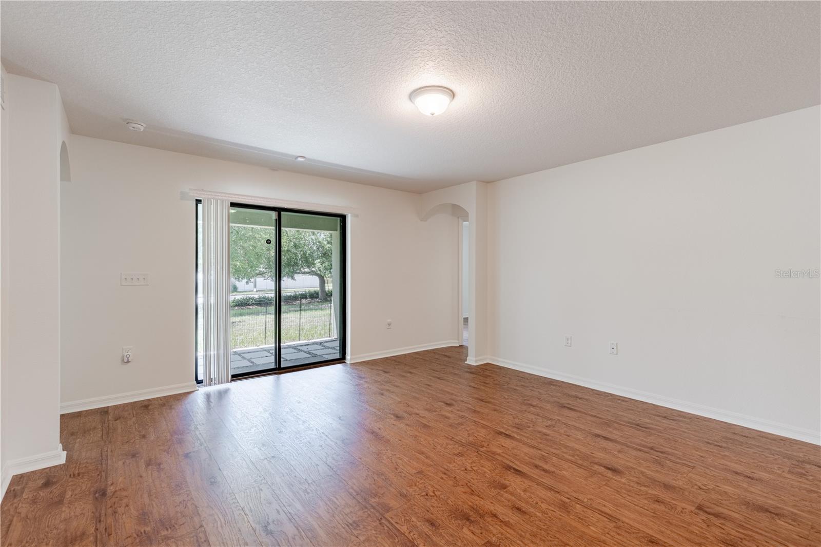 TAVARES CHELSEA OAKS SOUTH - Residential