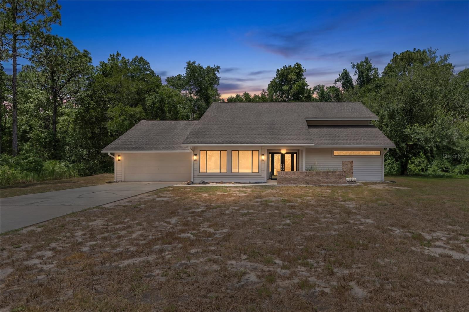 10 SYCAMORE COURT S
