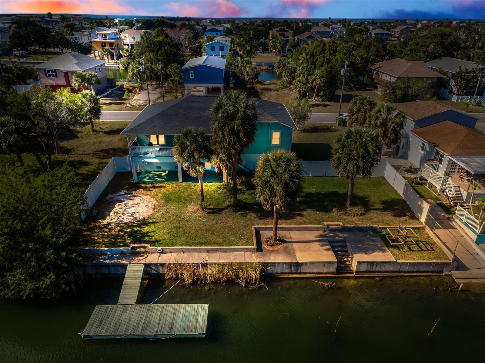 HERNANDO BEACH - Residential