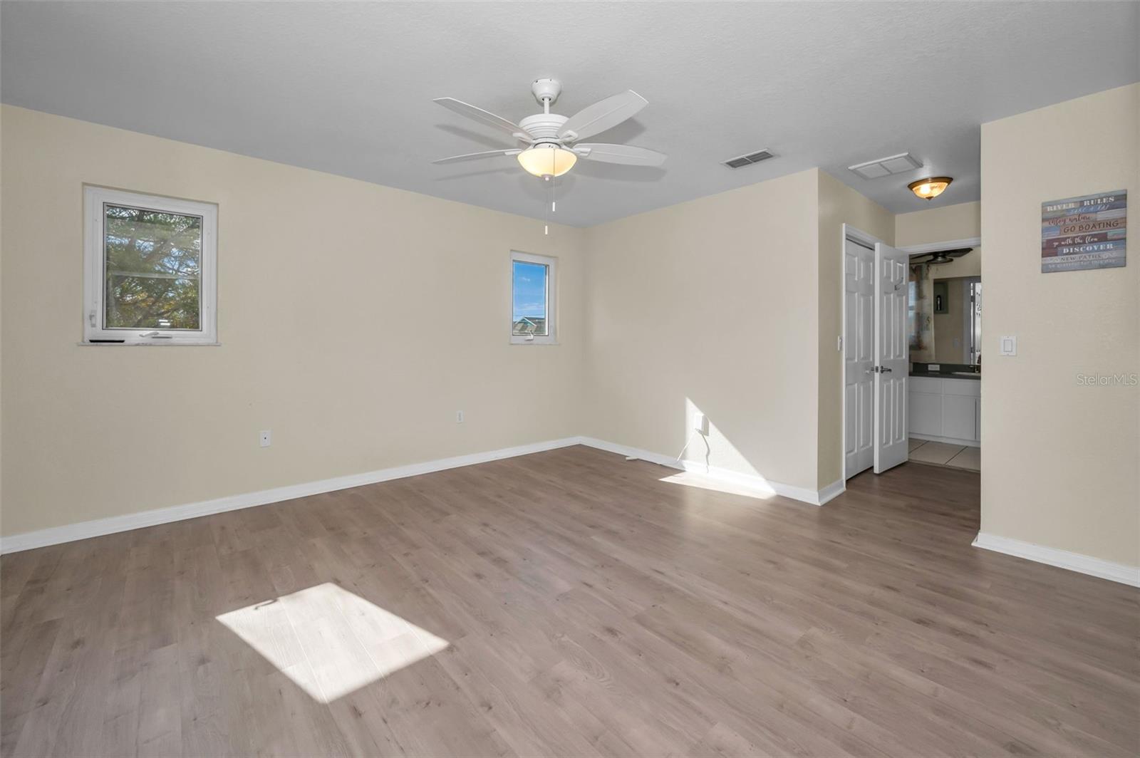 HERNANDO BEACH - Residential