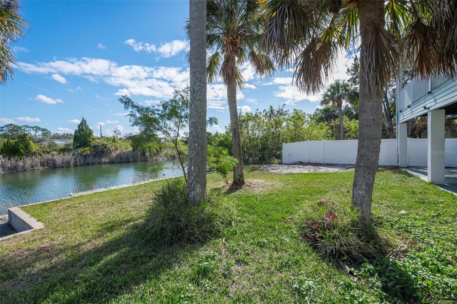 HERNANDO BEACH - Residential