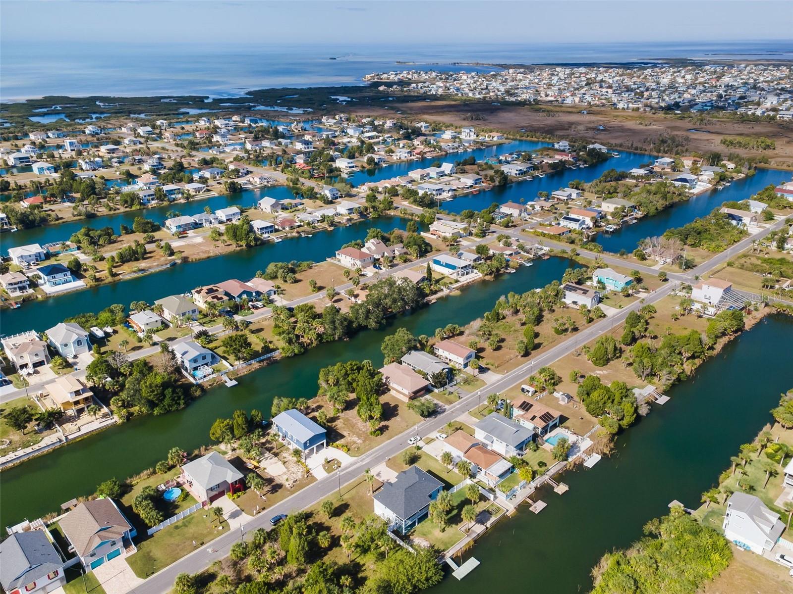 HERNANDO BEACH - Residential