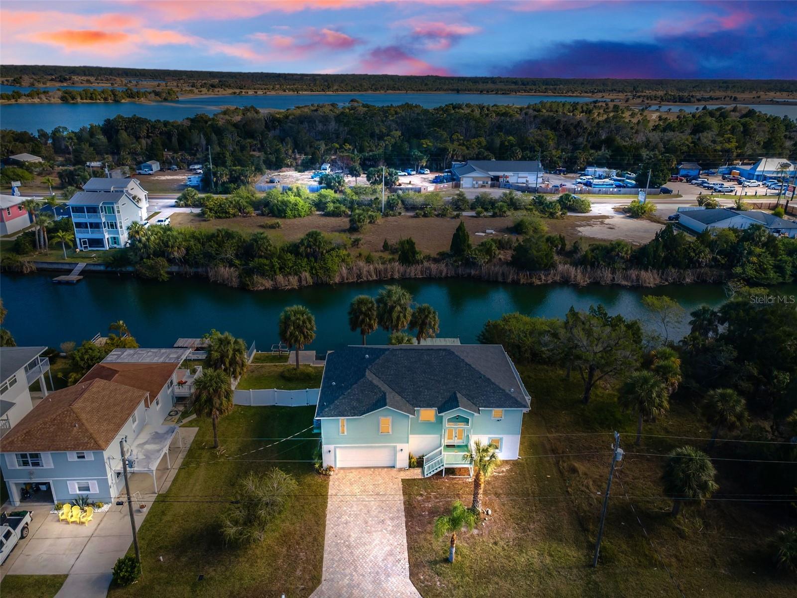 HERNANDO BEACH - Residential