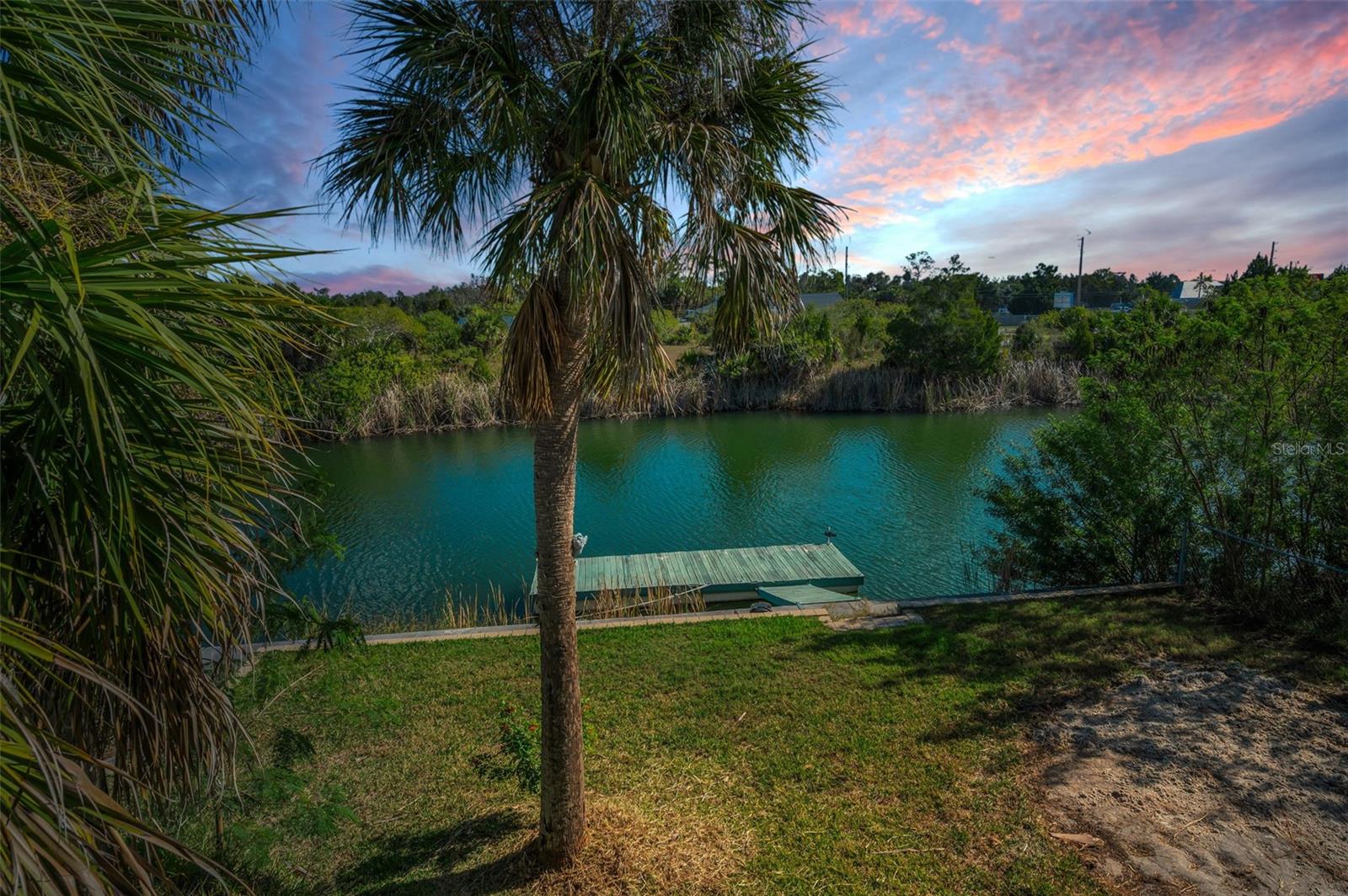 HERNANDO BEACH - Residential