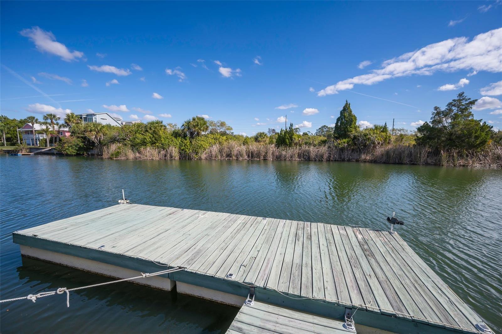 HERNANDO BEACH - Residential