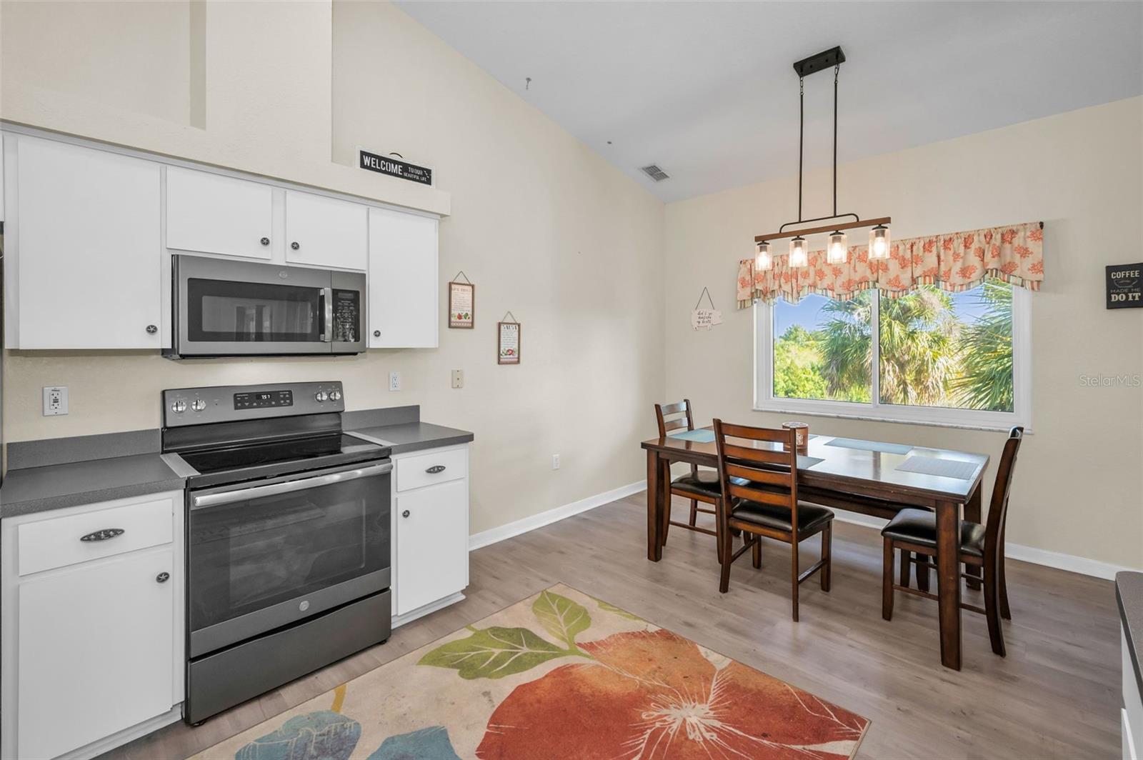 HERNANDO BEACH - Residential