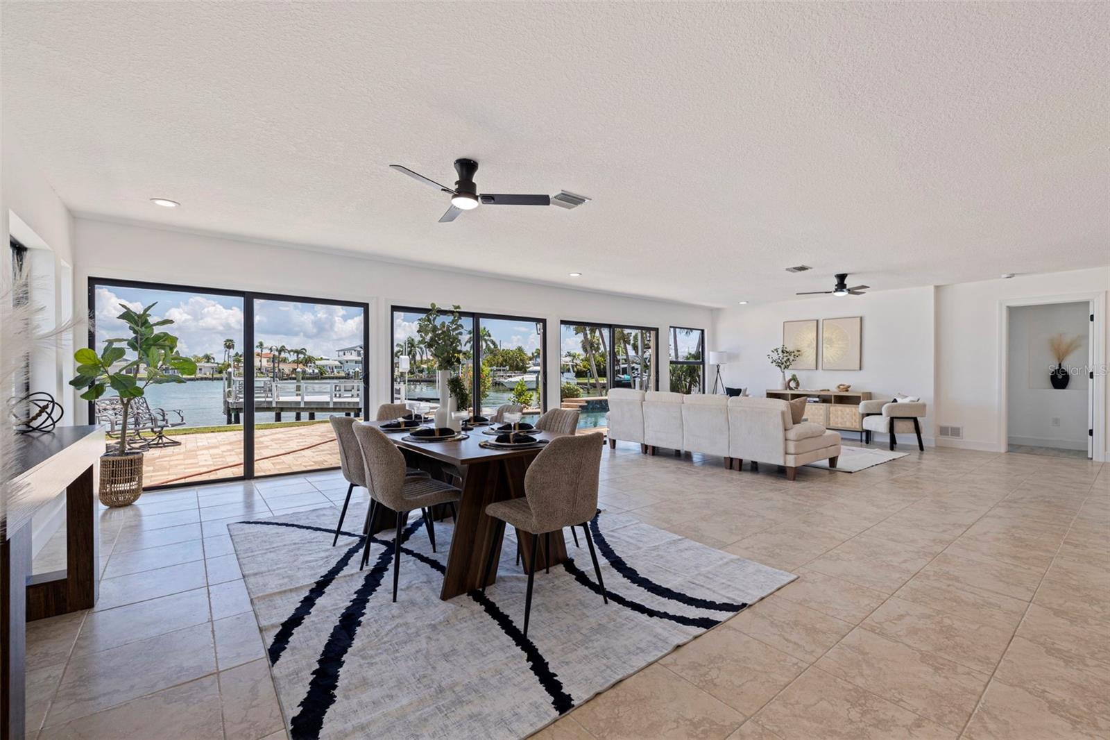 CRYSTAL ISLAND - Residential
