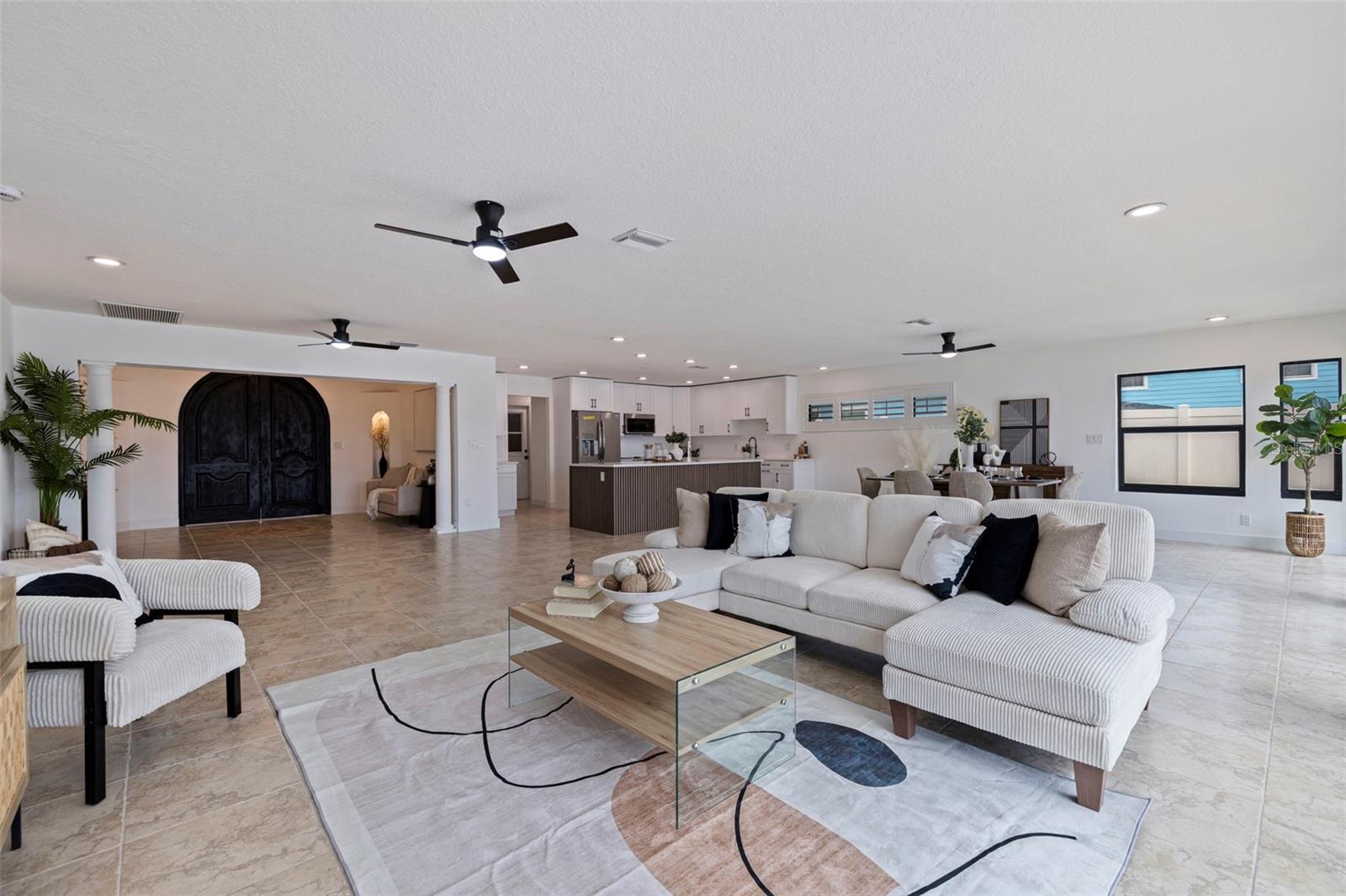 CRYSTAL ISLAND - Residential