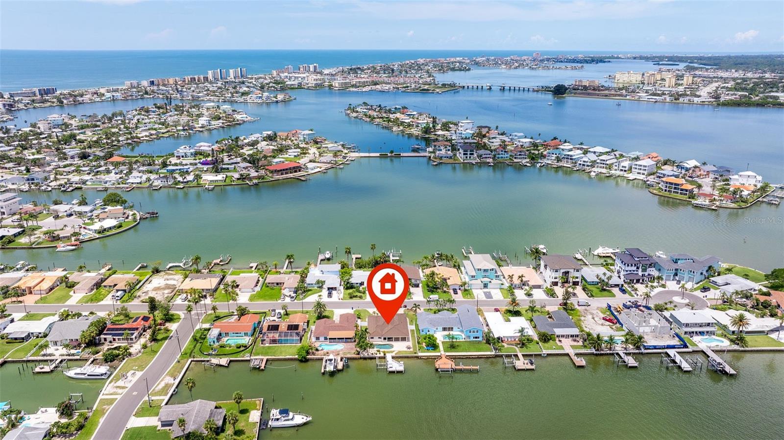 CRYSTAL ISLAND - Residential