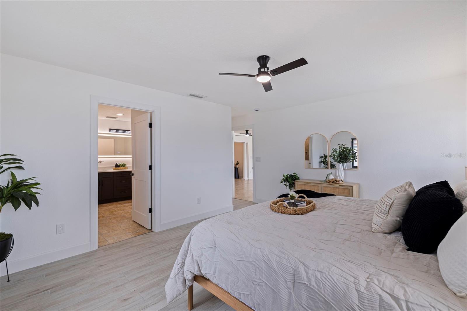 CRYSTAL ISLAND - Residential