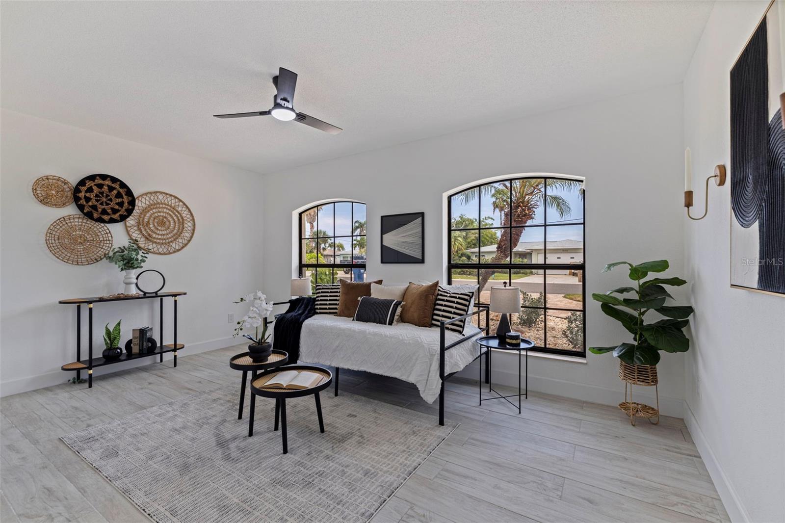 CRYSTAL ISLAND - Residential