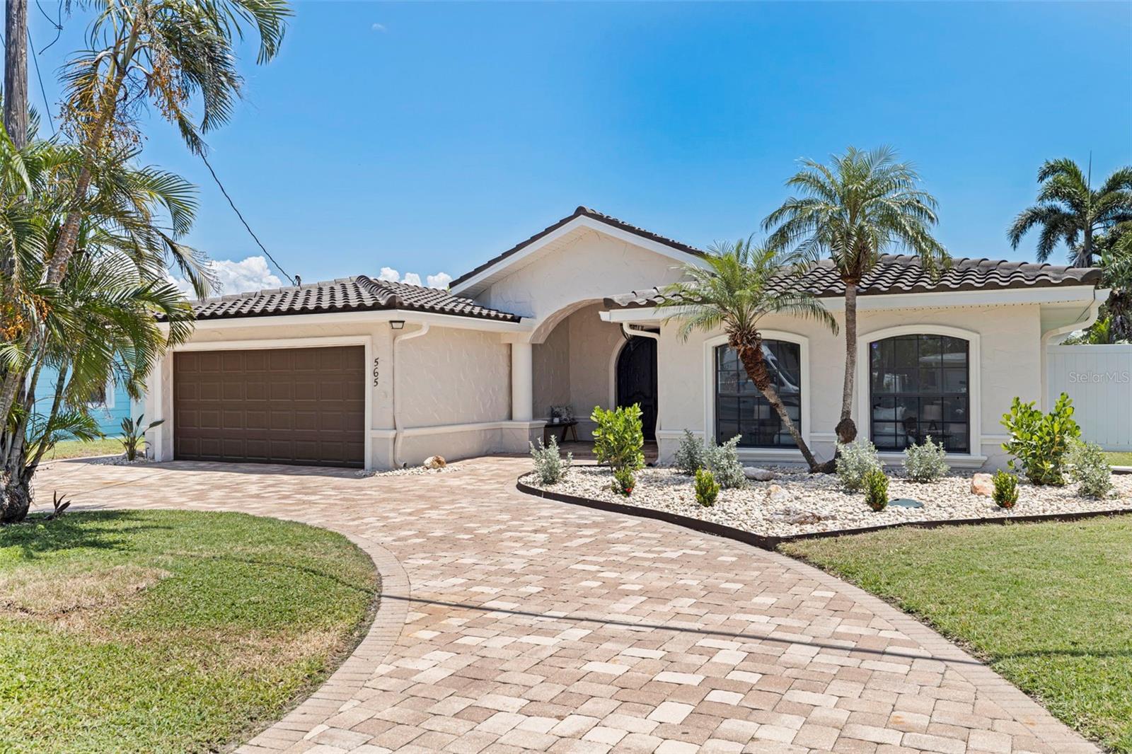 CRYSTAL ISLAND - Residential