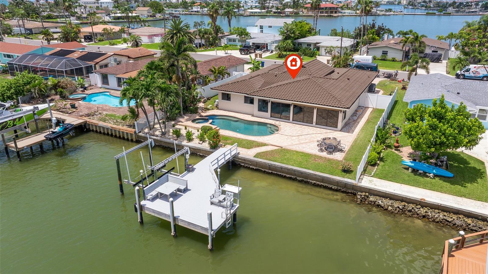 565 CRYSTAL DRIVE