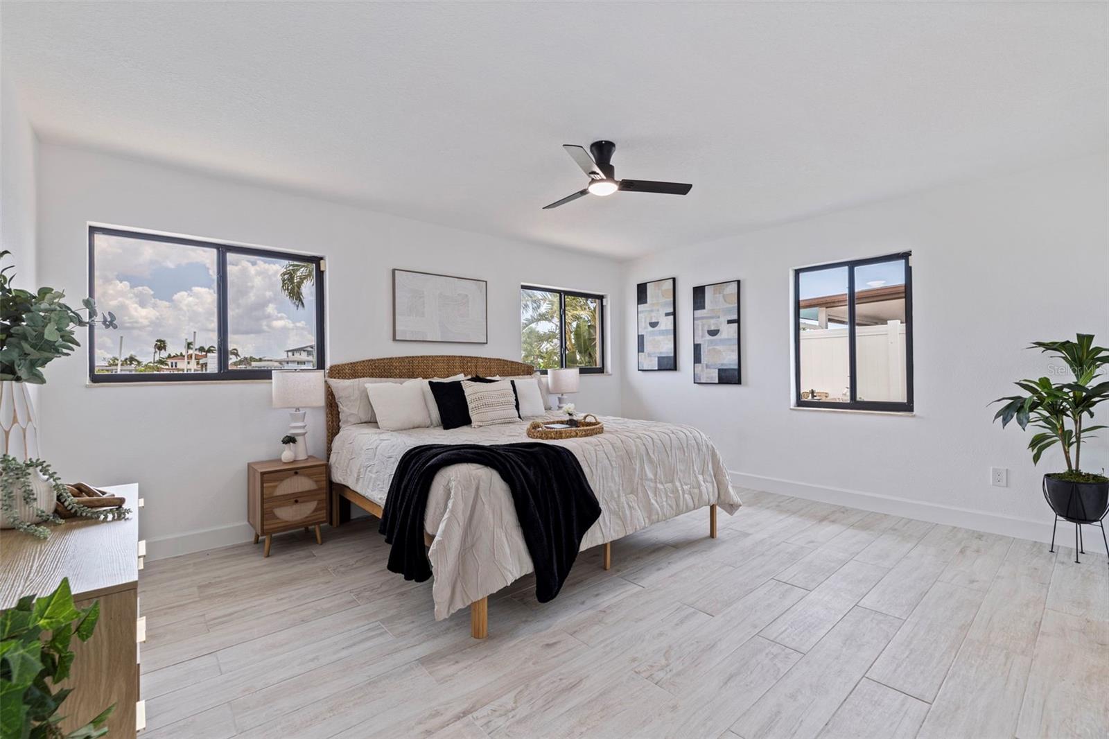 CRYSTAL ISLAND - Residential