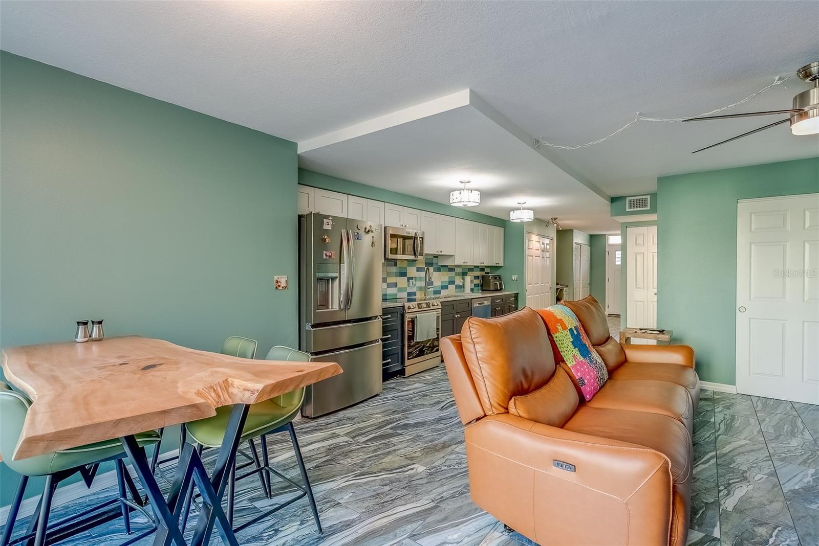 WINSTON PARK NORTHEAST - Residential