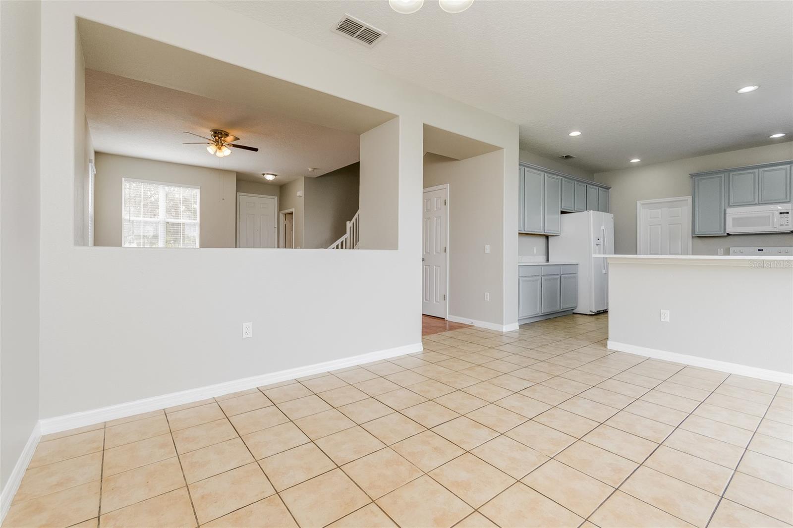 513 BERRY JAMES COURT