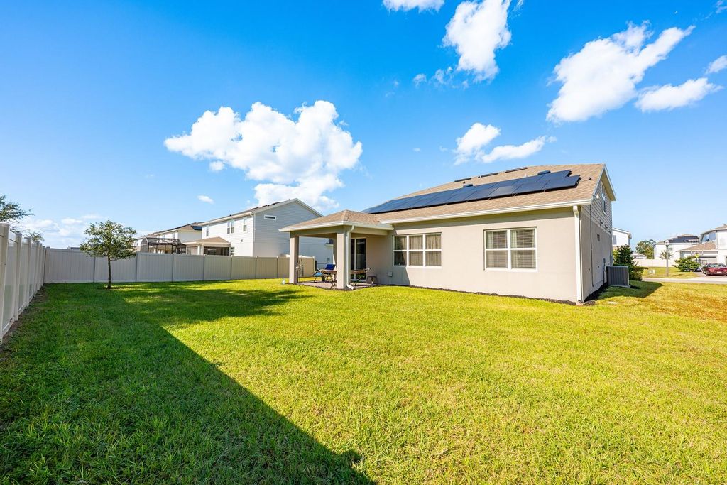 Photo of 2713 Hilltop Loop, Apopka, FL 32712 (MLS # O6366679)