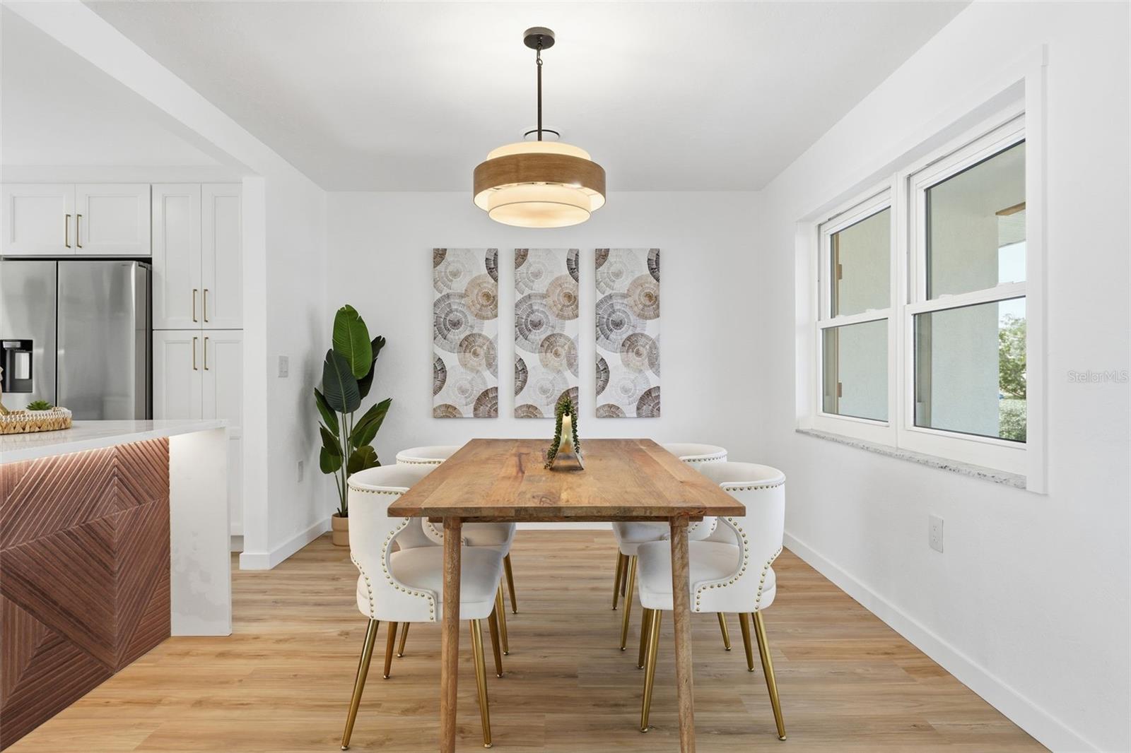 SOUTH GATE - Residential