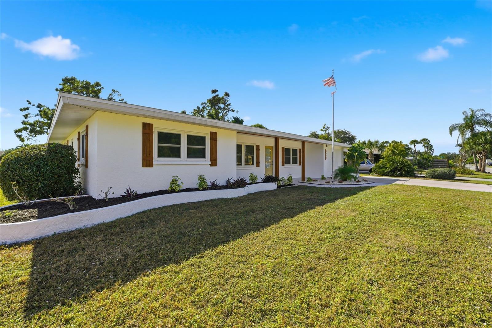 SOUTH GATE - Residential