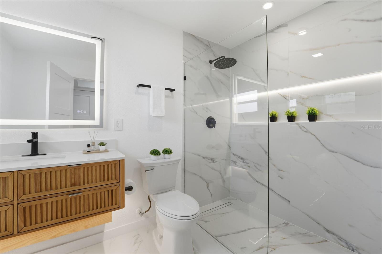 SOUTH GATE - Residential