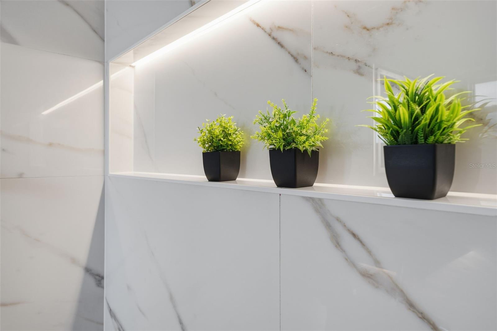 SOUTH GATE - Residential