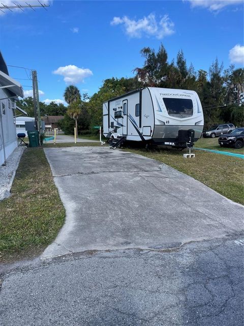 Photo of 49 Indiana Street, Palmetto, FL 34221 (MLS # A4676005)