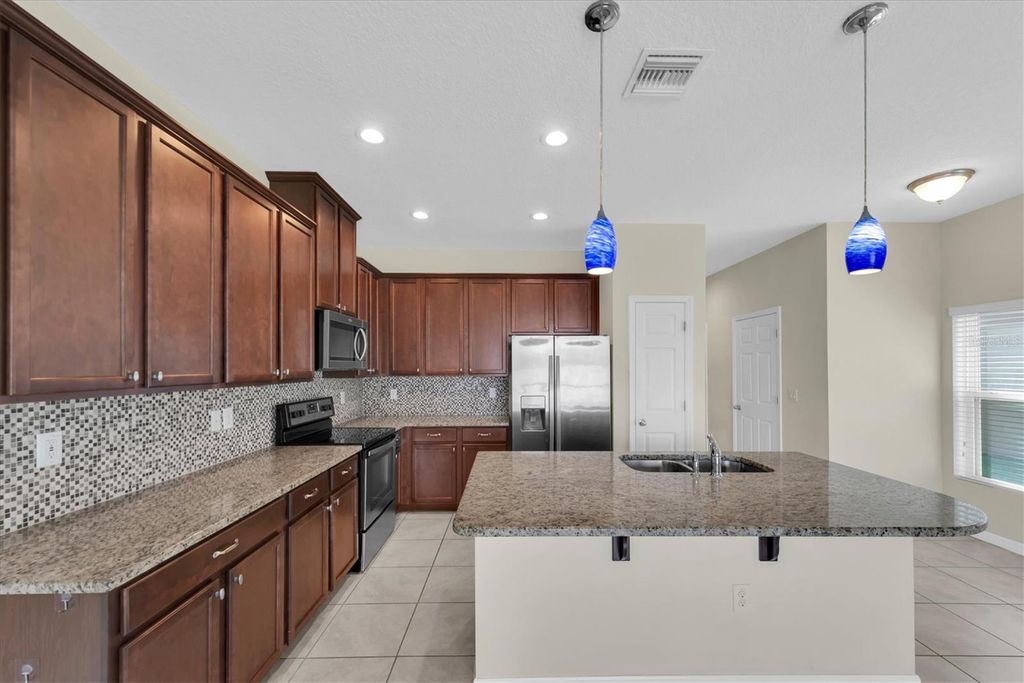 Photo of 4055 69th Terrace N, Pinellas Park, FL 33781 (MLS # TB8486360)