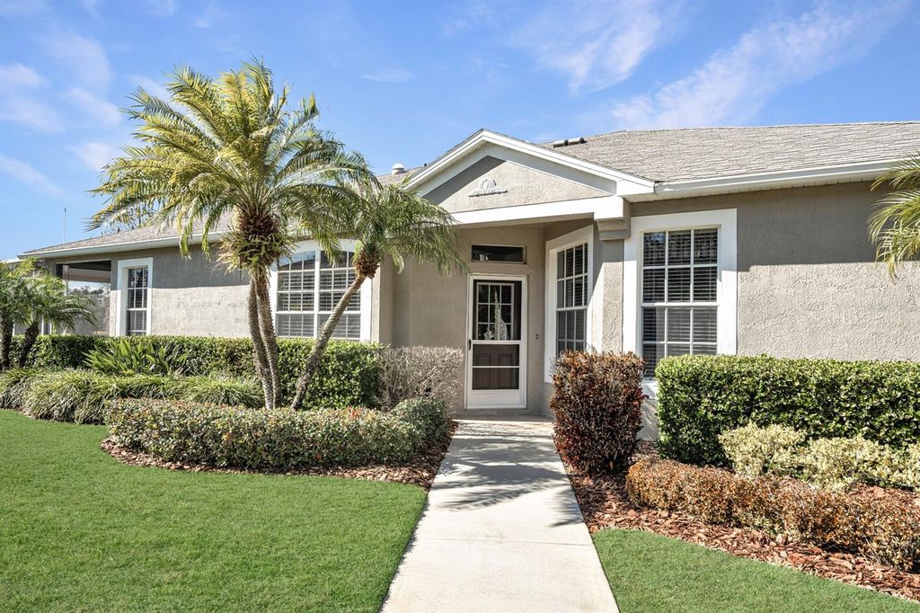 Photo of 5837 Heronpark Place, Lithia, FL 33547 (MLS # TB8472318)