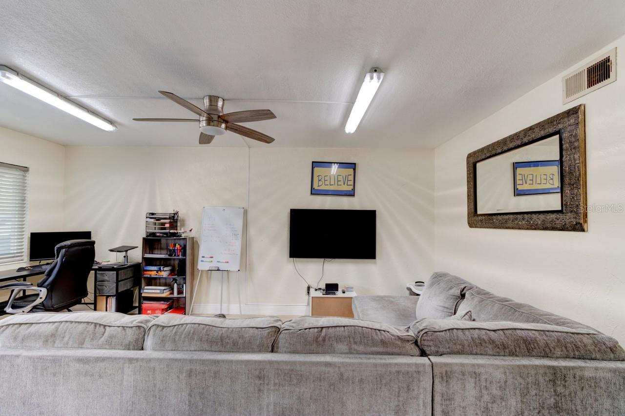 HARBOURSIDE SUNSETS CONDO - Residential