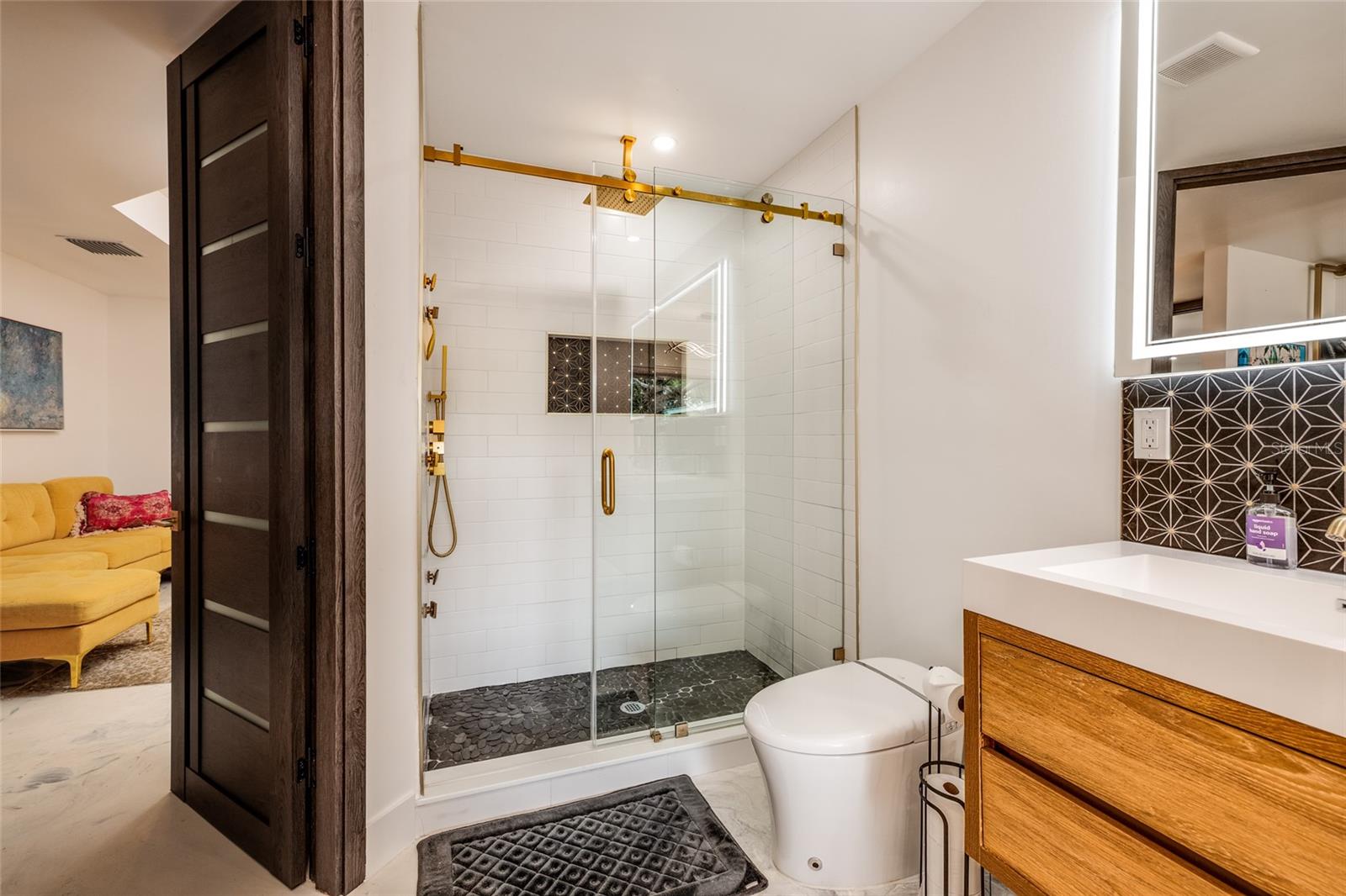 HENDERSON BEACH - Residential