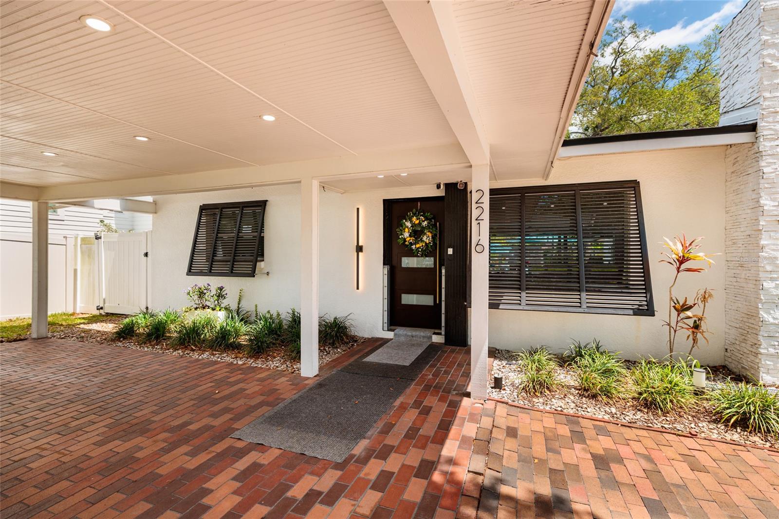 HENDERSON BEACH - Residential