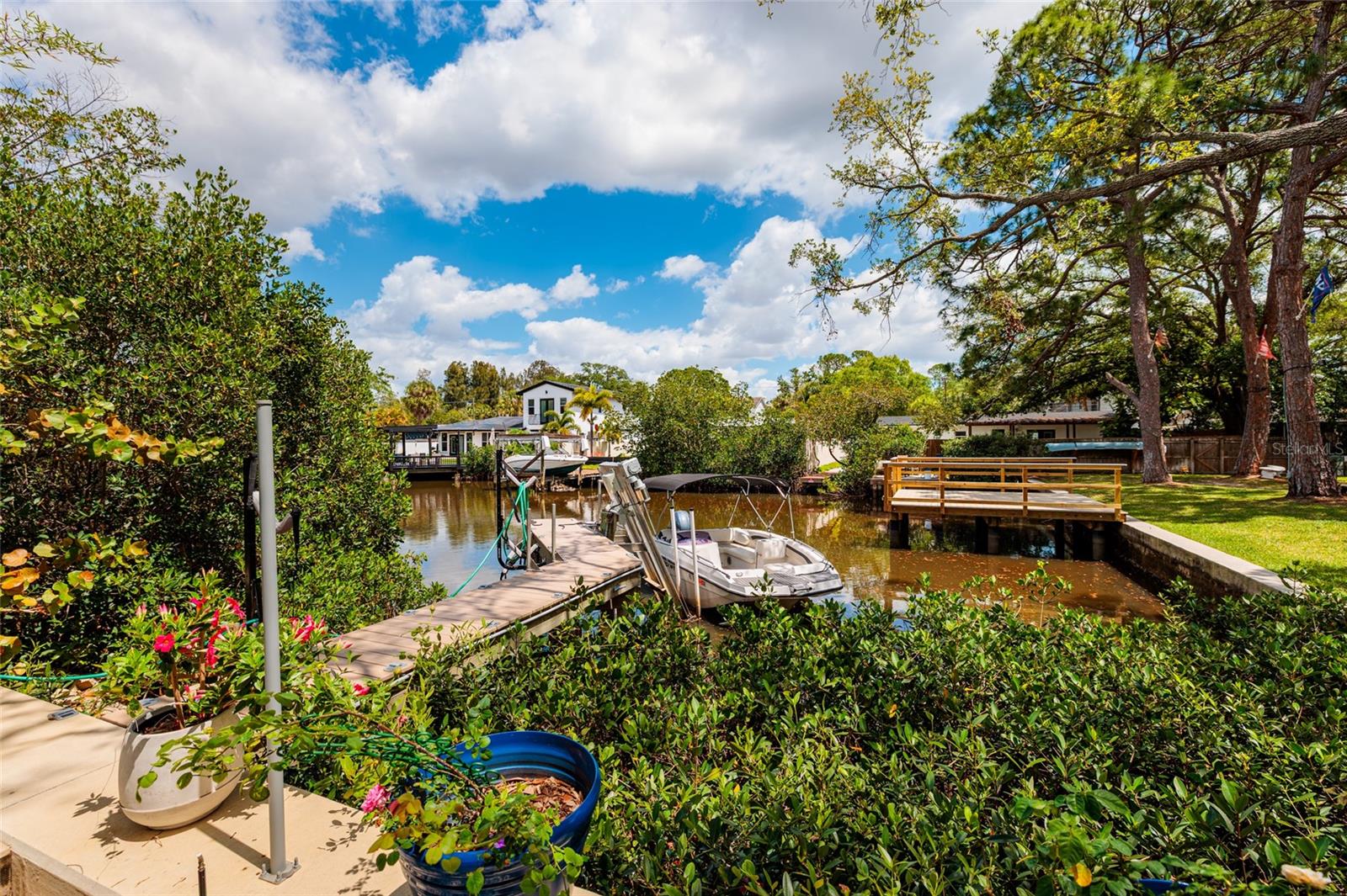 HENDERSON BEACH - Residential