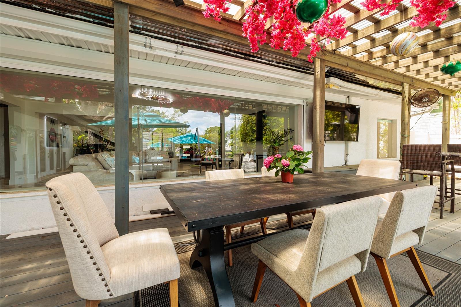 HENDERSON BEACH - Residential