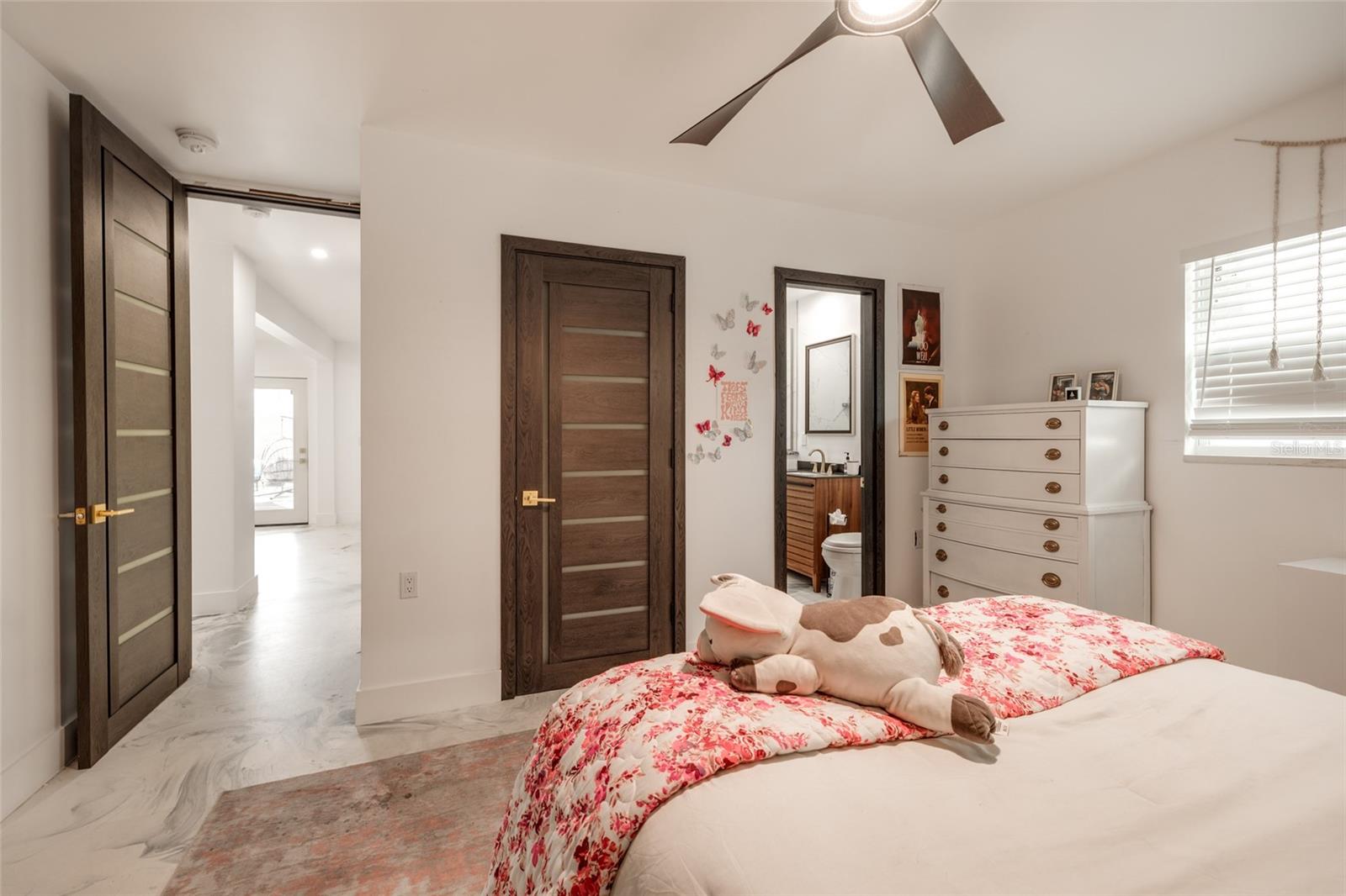 HENDERSON BEACH - Residential