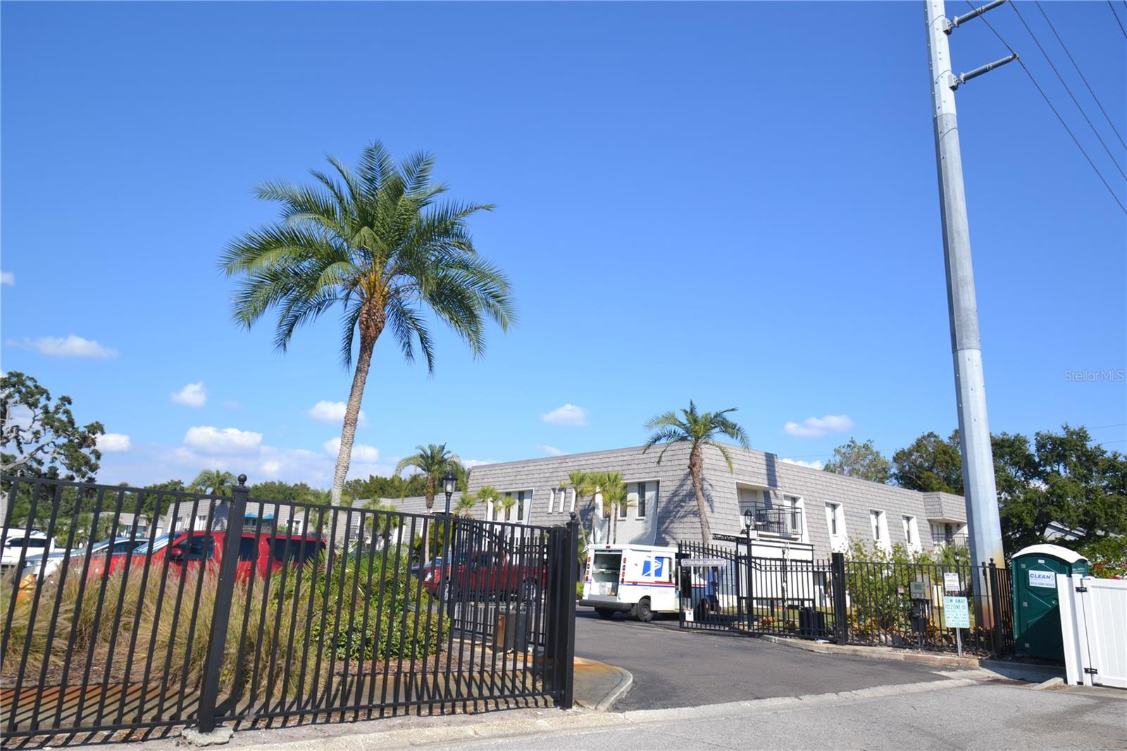 VICTORIA PALMS CONDO - Residential Lease