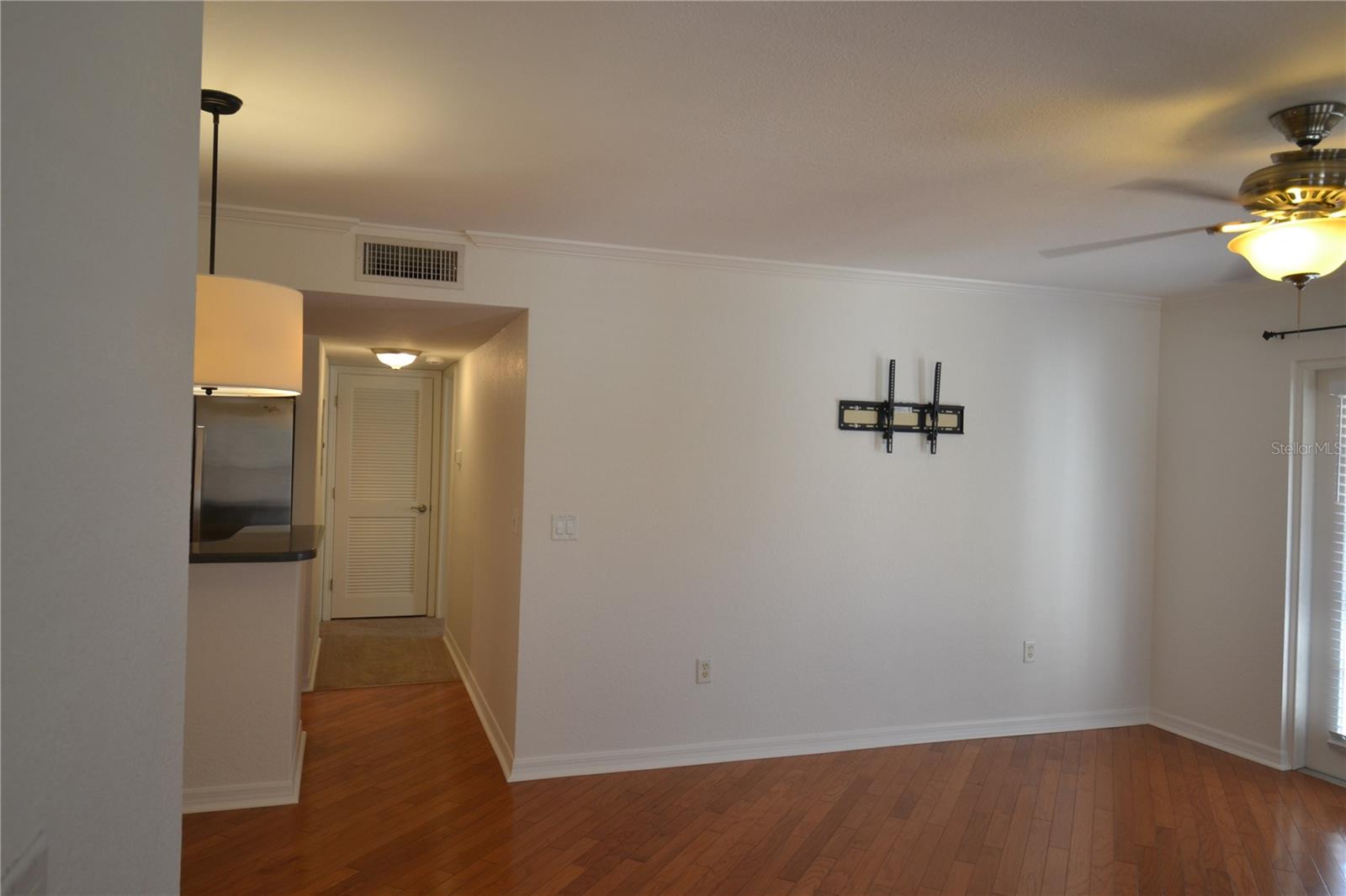 VICTORIA PALMS CONDO - Residential Lease